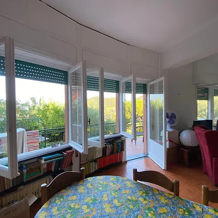 Cozy 3-bedrooms Apartment Bonassola