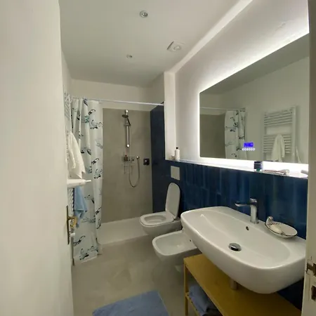 Cozy 3-bedrooms Διαμέρισμα
